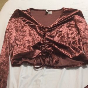 H&M BRAND NEW crop top